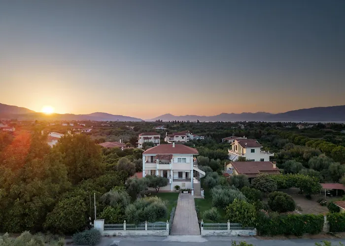 Azure Garden Retreat * エギオ