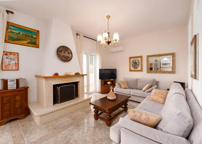 Azure Garden Retreat * エギオ