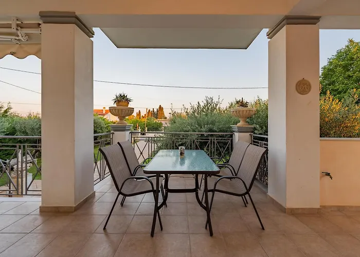 Vakantiehuis Azure Garden Retreat