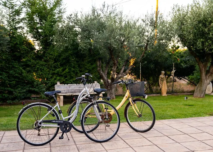 Vakantiehuis Azure Garden Retreat Aegium